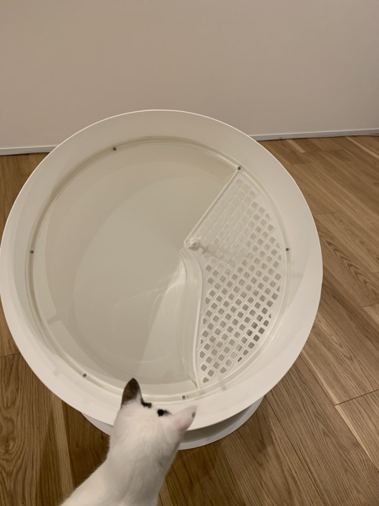 pidanの猫トイレのドーム部分(1)